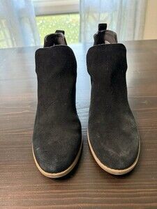 Toms Women's Size 9 Wedge Black Suede‎ Ankle Boots Shoes